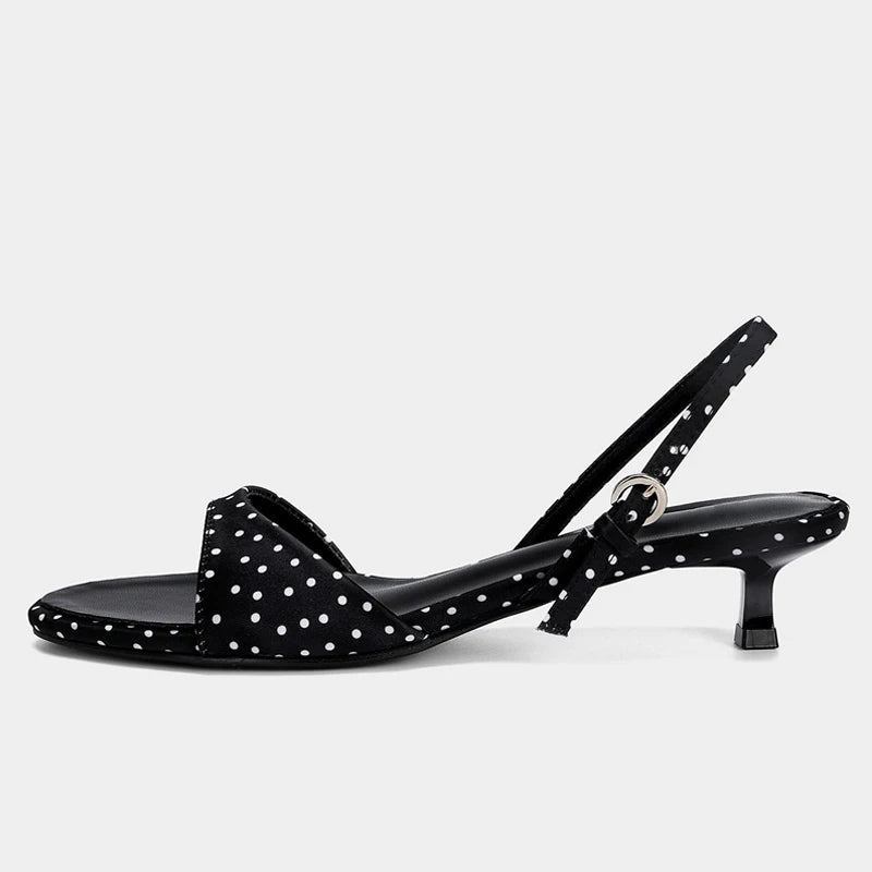 נעלי עקב נמוך דגם ביאנקה